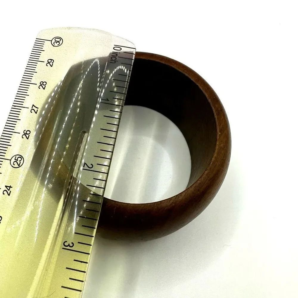 Wooden bangle bracelet - Picture 4 of 6